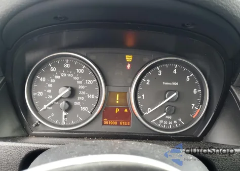 2015 BMW X1 xDrive28I z USA, uszkodzony, nr VIN WBAVL1C50FVY38127